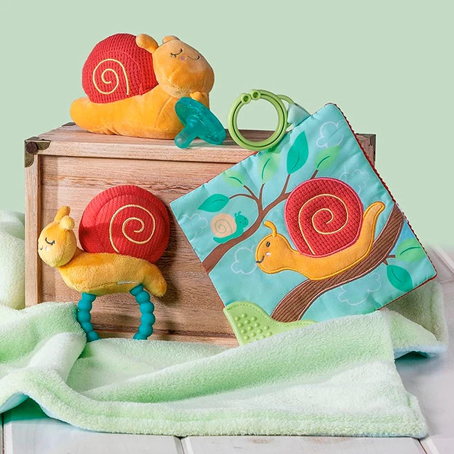 Skippy Snail - Best Baby Toys & Gifts for Ages 0 to 2 - Fat Brain Toys - US 7055