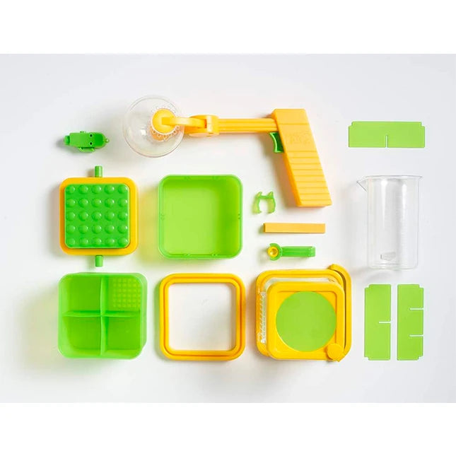 Smart Lab Outdoor Science Lab - - Fat Brain Toys - US 7968