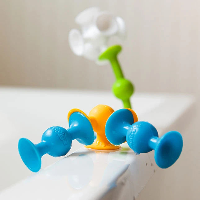 Squigz - Best Bath Toys for Ages 3 to 6 - Fat Brain Toys - US 9444