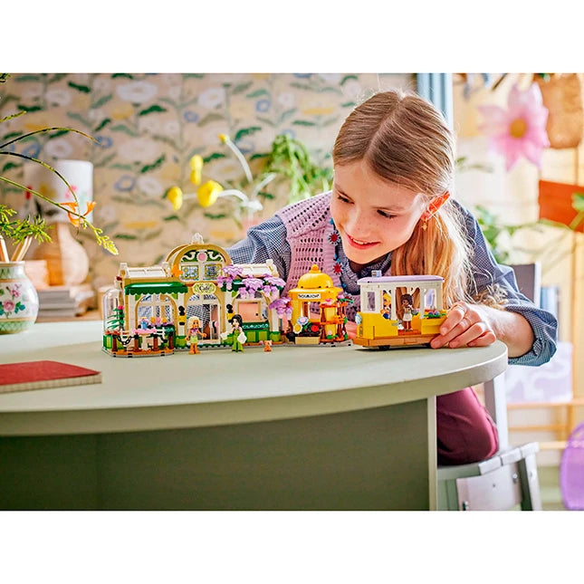 LEGO Friends - Plant Cafe &amp; Flower Shop - Best for Ages 9 to 12 - US 8494