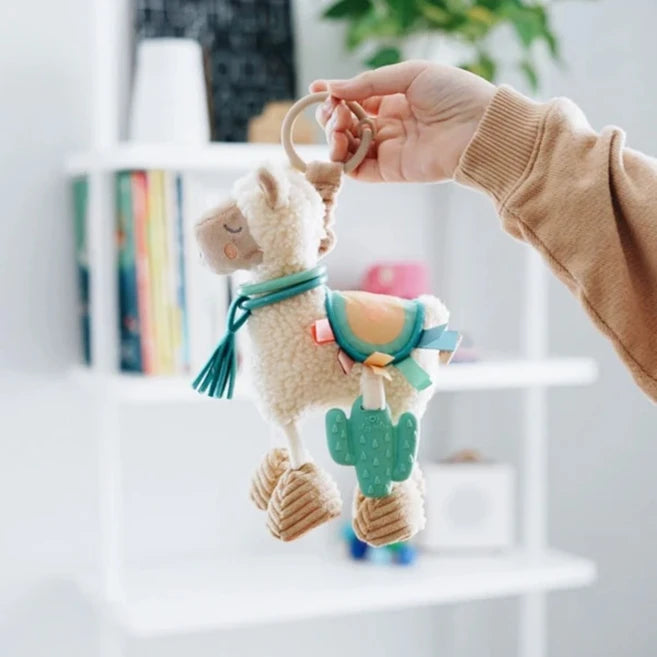 Link &amp; Love - Activity Plush with Teether - - Fat Brain Toys - US 3662